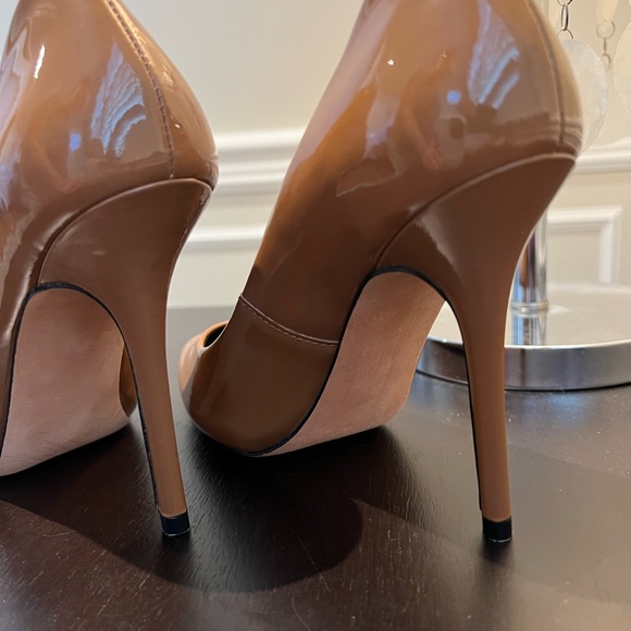 BOUTIQUE 9 “XO Sally” Stiletto - Picture 7 of 15